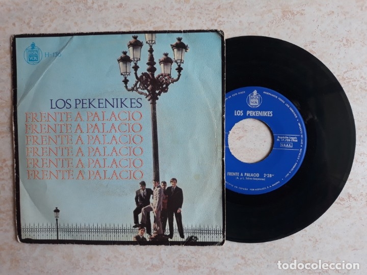 Discos de vinilo: Los Pekenikes.Frente a palacio.1966. - Foto 1