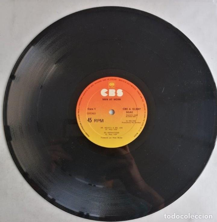 Discos de vinilo: (MAXI) Men At Work. Dr. Heckyll & Mr. Jive, CBS A 12.3667 - Foto 5