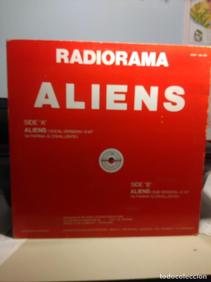 Discos de vinilo: MAXI RADIORAMA : ALIENS - Foto 2