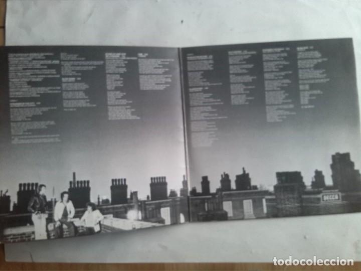 Discos de vinilo: JOHN MILES STRANGER IN THE CITY - Foto 2