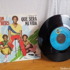 Discos de vinilo: DISCO DE VINILO DE 45RPM GIBSON BROTHERS 1970S. Lote 184106013