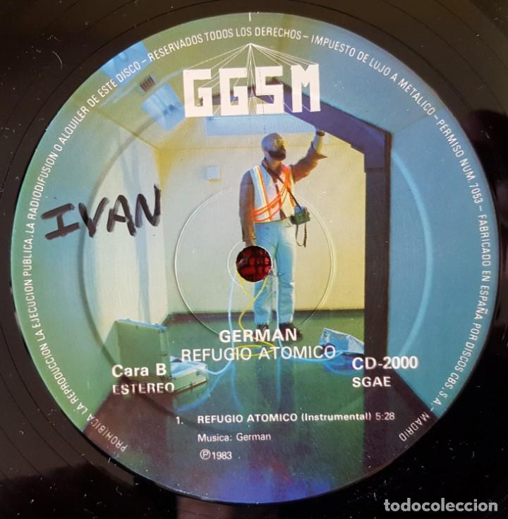 Discos de vinilo: GERMAN REFUGIO ATOMICO VINILO MAXI SINGLE 1983 **FIRMADO** - Foto 5