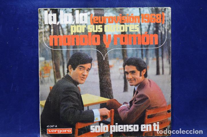 Discos de vinilo: MANOLO Y RAMON - LA,LA,LA / SOLO PIENSO EN TI - SINGLE - Foto 2
