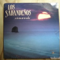 Discos de vinilo: LP DOBLE VINILO LOS SABANDEÑOS A LA LUZ DE LA LUNA. Lote 184811382
