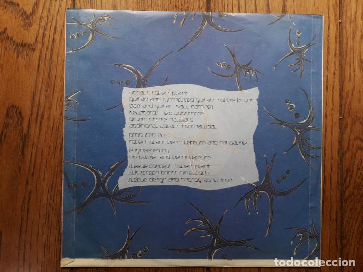 Discos de vinilo: Robert plant  - shaken n stirred - Foto 4