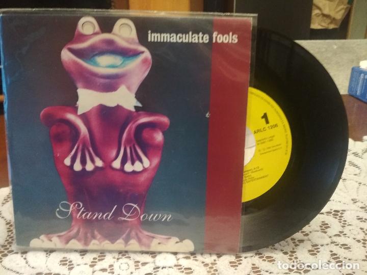 Discos de vinilo: IMMACULATE FOOLS  STAND DOWN  SINGLE SPAIN 1992 PDELUXE - Foto 1