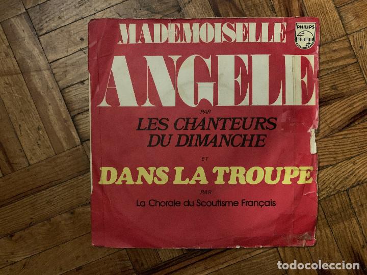 Dischi in vinile: Les Chanteurs Du Dimanche / La Chorale Du Scoutisme Fran&ccedil;ais* &lrm;&ndash; Mademoiselle Ang&egrave;le / Dans La Trou