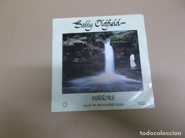 Discos de vinilo: SALLY OLDFIELD (SINGLE) MIRRORS A&Ntilde;O &ndash; 1979 - Foto 1