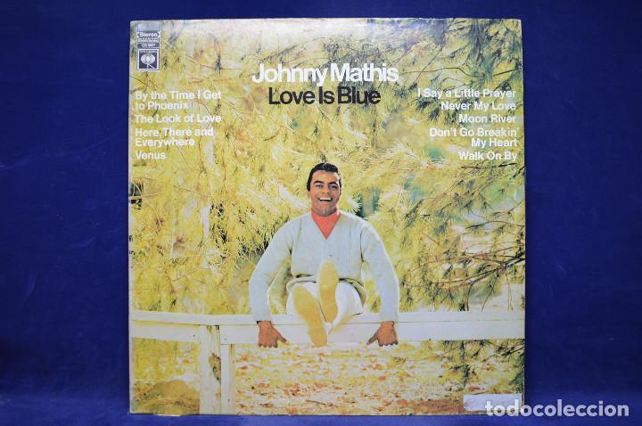 Discos de vinilo: JOHNNY MATHIS - LOVE IS BLUE - LP - Foto 1