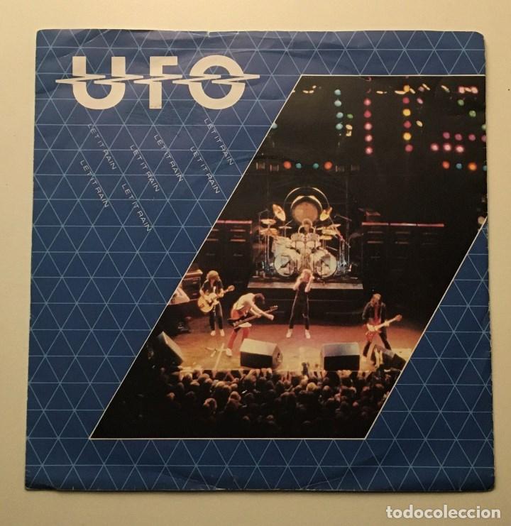 Discos de vinilo: UFO &ndash; Let It Rain 1982-UK Single CHS 2576 - Foto 1