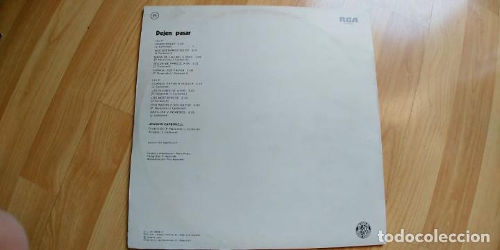 Discos de vinilo: JOAQUIN CARBONELL-LP DEJEN PASAR-LETRAS - Foto 2