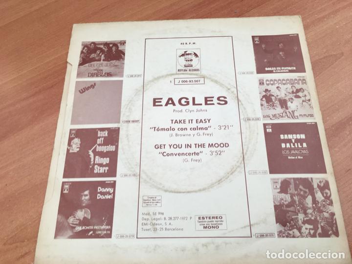 Discos de vinilo: EAGLES (TAKE IT EASY) SINGLE ESPA&Ntilde;A 1972 (EPI03) - Foto 3