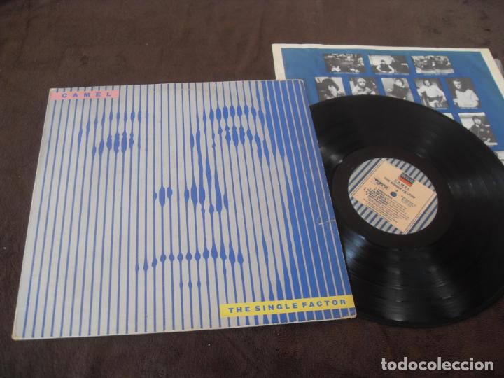 Discos de vinilo: CAMEL LP. THE SINGLE FACTOR MADE IN SPAIN 1982. - Foto 2