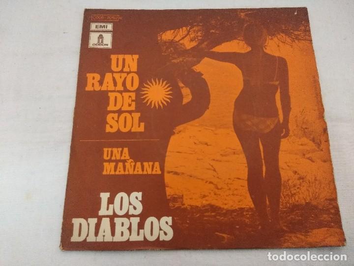 Discos de vinilo: SINGLE/LOS DIABLOS/UN RAYO DE SOL. - Foto 1