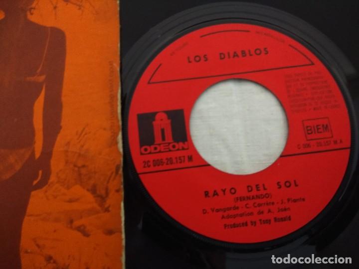 Discos de vinilo: SINGLE/LOS DIABLOS/UN RAYO DE SOL. - Foto 2