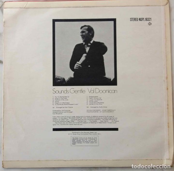Discos de vinilo: VAL DOONICAN. SOUNDS GENTLE. LP UK - Foto 2