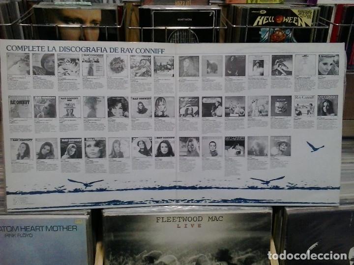 Discos de vinilo: Ray Conniff &lrm;&ndash; El Mundo De Ray Conniff. CBS &lrm;1977, ref. S 88283. LP doble - Foto 3