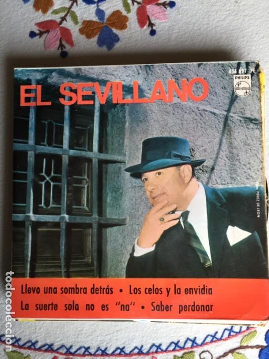 Vinyl records: El Sevillano Llevo una sombra detras