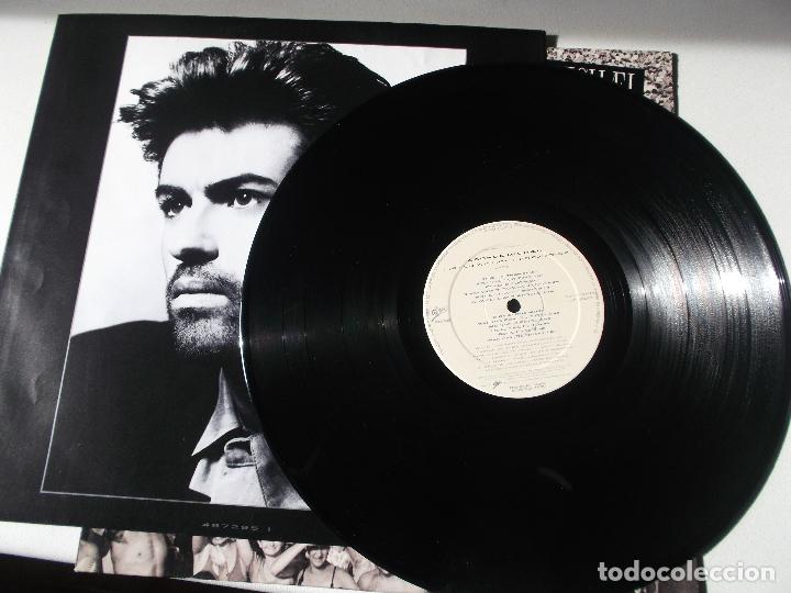 Discos de vinilo: GEORGE MICHAEL. LISTEN WITHOUT PREJUDICE. CON hoja INTERIOR CON LETRAS. - Foto 3