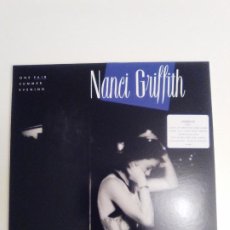 Discos de vinilo: NANCI GRIFFITH ONE FAIR SUMMER EVENING ( 1988 MCA USA ) LIVE. Lote 193035676