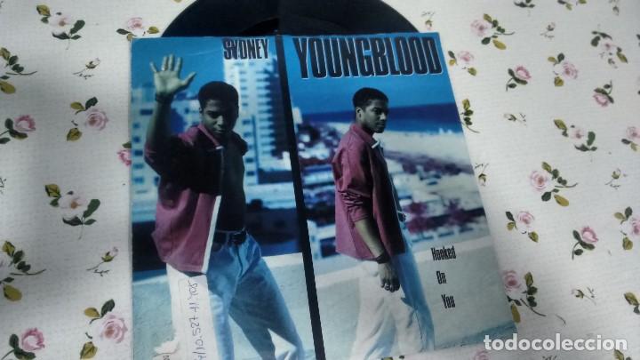 Discos de vinilo: SINGLE ( VINILO) DE SIDNEY YOUNGBLOOD A&Ntilde;OS  90 - Foto 1