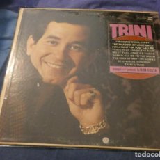 Discos de vinilo: LP AMERICANO ANTIGUO TRINI LOPEZ IN THE EXCITEMENT OF TRINI ARRANGED BY DON COSTA ESTADO CORRECTO
