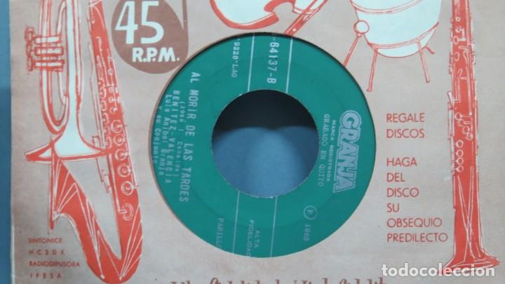 Discos de vinilo: SINGLE. AL MORIR DE LAS TARDES. GRANJA - Foto 2