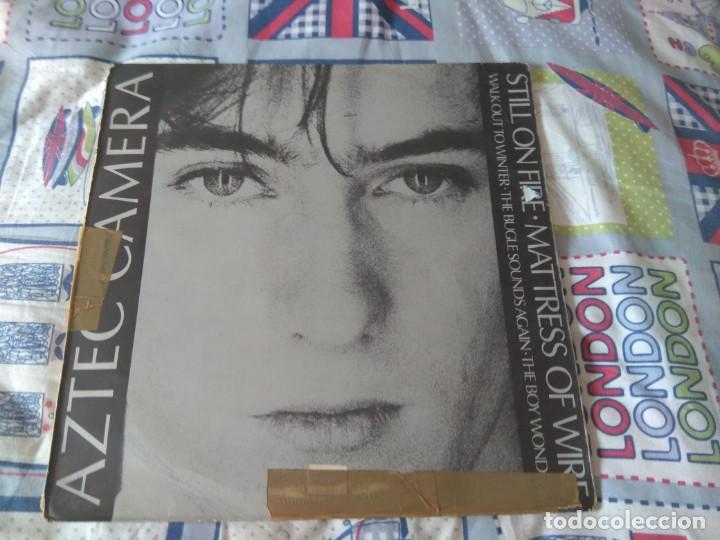 Discos de vinilo: AZTEC CAMERA -  STILL ON FIRE - Foto 1