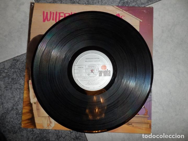 Discos de vinilo: WILFRIDO VARGAS GRANDES EXITOS - Foto 2