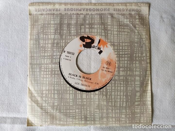 Discos de vinilo: Los Bravos &lrm;&ndash; Black Is Black Single Francia 1966 - Foto 1