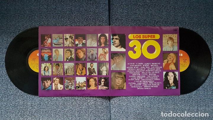 Discos de vinilo: Los Super 30 - L.P. DOBLE (Lo mejor de77) Editado por CBS. año 1.977 (30 solistas y grupos)