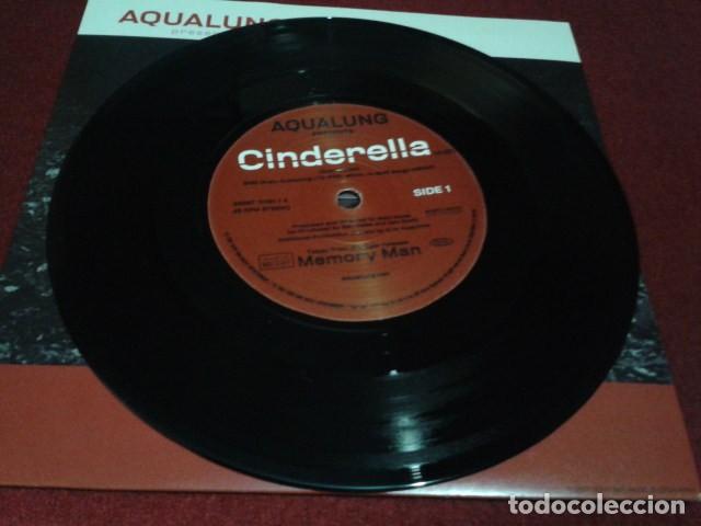 Discos de vinilo: SINGLE VINILO (  Aqualung &lrm;&ndash; Cinderella ) 2007 SONY - Foto 3