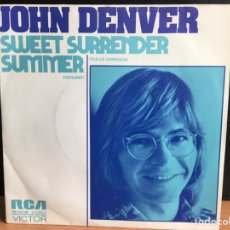 Discos de vinilo: JOHN DENVER - SWEET SURRENDER (7”, SINGLE) RCA VICTOR PB-10148