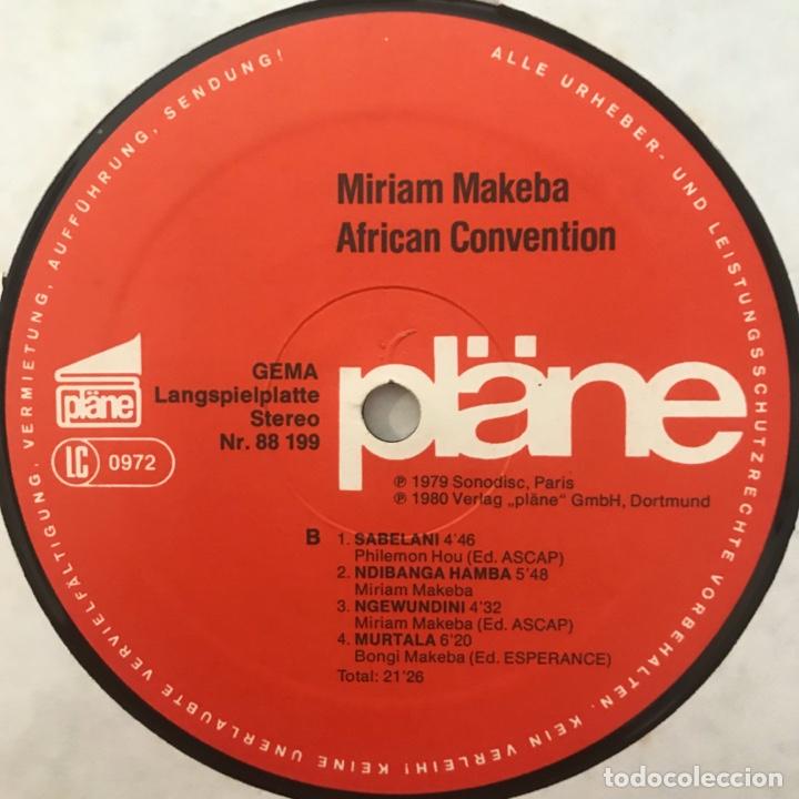 Discos de vinilo: Miriam Makeba African Convention 1980 - Foto 4