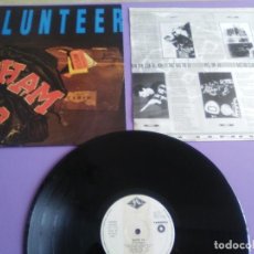 Disques de vinyle: GENIAL LP. SHAM 69 - VOLUNTEER - SPAIN - SELLO VICTORIA VLP-276 - AÑO 1988 + ENCARTE.. Lote 198647756