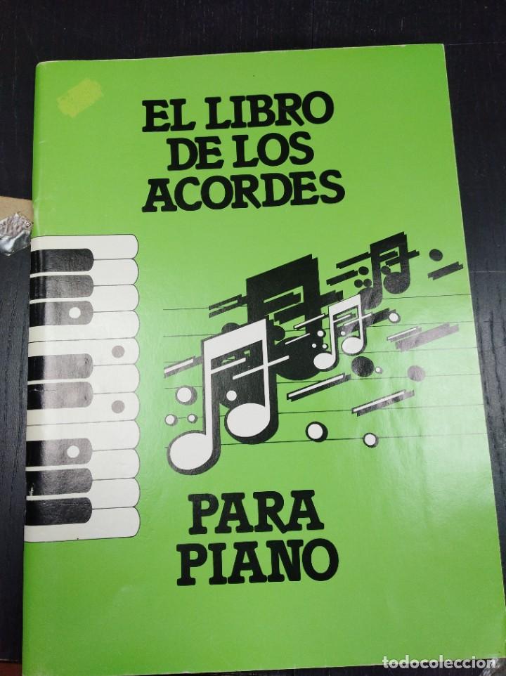 Discos de vinilo: El libro de los acordes - Foto 1