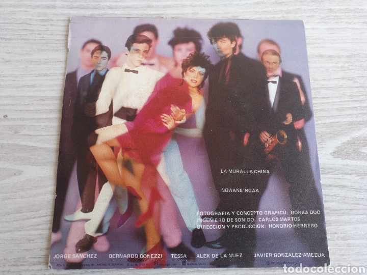 Discos de vinilo: Zombies single promo La muralla china / Ngwanengaa 1981 - Foto 2