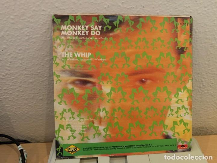 Discos de vinilo: WestBam &lrm;&ndash; Monkey Say, Monkey Do. SINGLE VINILO. ENTREGA 24. ESTADO VG+ - Foto 2