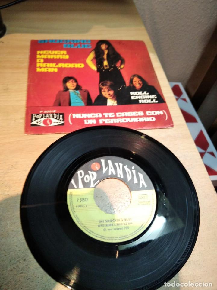 Discos de vinilo: SHOCKING BLUE - NEVER MARRY A RAILROAD MAN / ROLL ENGINE ROLL - SINGLE1970 - Foto 1