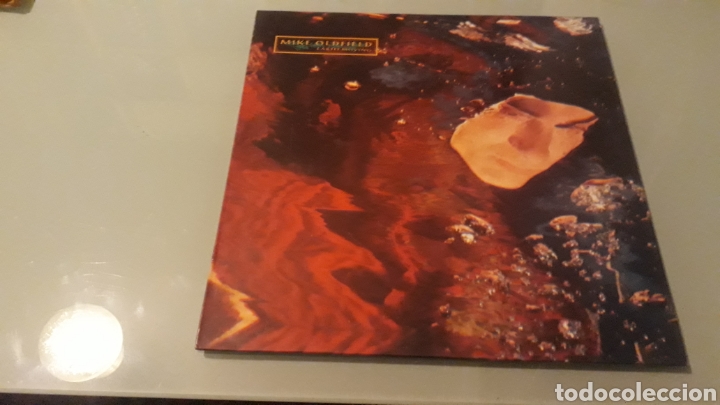 Discos de vinilo: Mike Oldfield, Earth Moving - Foto 1