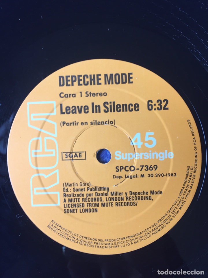 Discos de vinilo: Depeche Mode leave in silence / maxi - Foto 6
