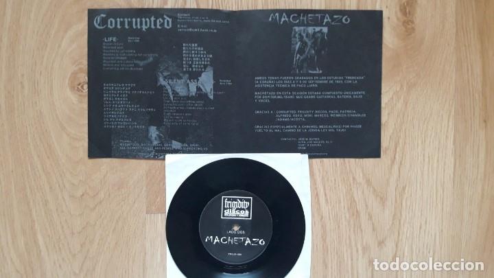 Discos de vinilo: MACHETAZO - SPLIT 7 EP CON CORRUPTED PORTADA GRIS DEATH METAL SPANISH - Foto 2