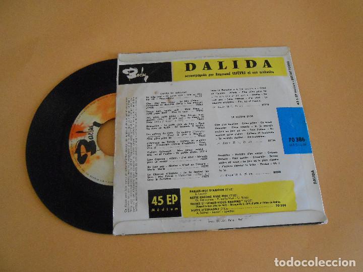 Discos de vinilo: EP DALIDA. PARLEZ- MOI D&acute;AMOUR + 3. - Foto 2