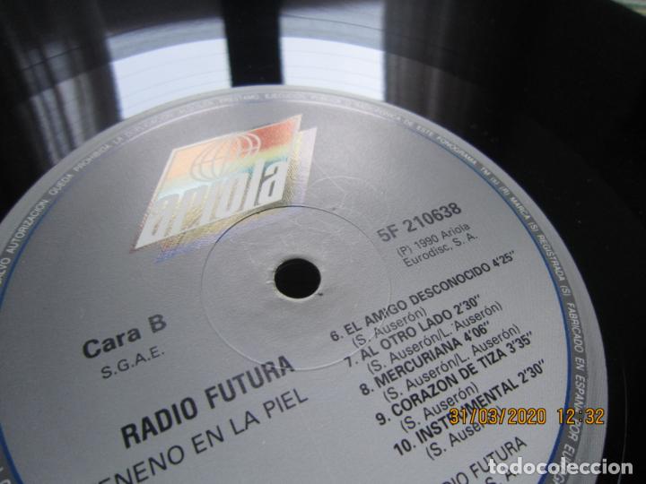 Veneno En La Piel Radio Futura Letra