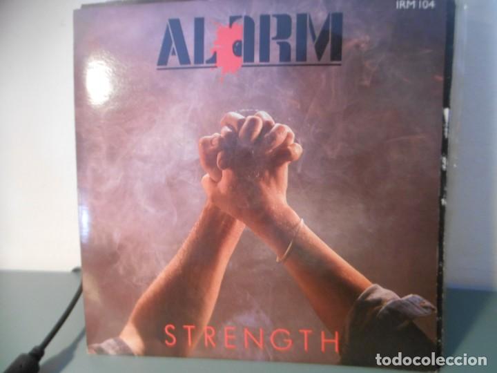 Discos de vinilo: THE ALARM - STRENGH - Foto 1