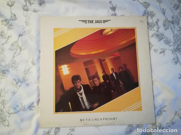 Discos de vinilo: THE JAGS - NO TIE LIKE A PRESENT (LP) - Foto 1