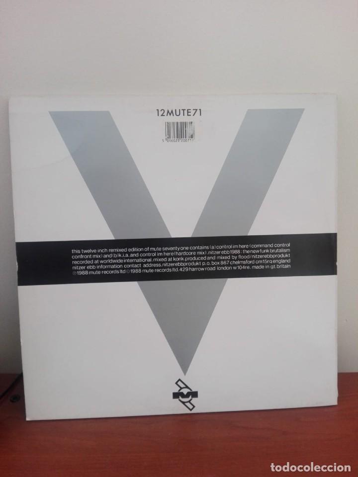 Discos de vinilo: NITZER EBB - CONTROL IM HERE - EDITION NUMBER ONE (COMMAND CONTROL CONFROT) 1988 - Foto 2