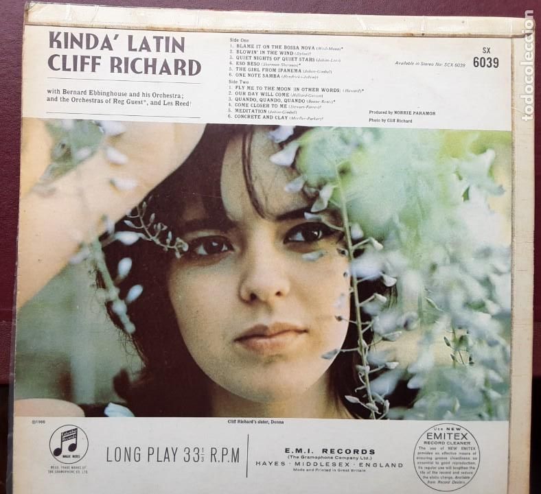 Discos de vinilo: CLIFF RICHARD, KINDA LATIN LP ORIGINAL INGL&Eacute;S - Foto 2