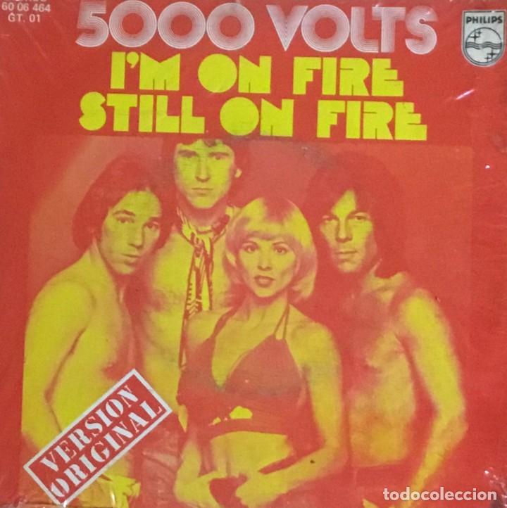 Discos de vinilo: 5000 VOLTS - I&acute;M ON FIRE STILL ON FIRE - Foto 1