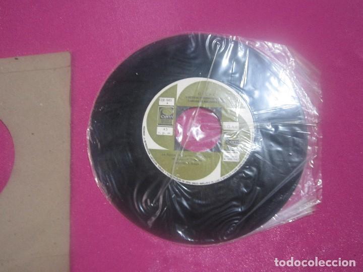 Discos de vinilo: OSCAR - LA PLUJA FREDA / PASQUALE SINGLE - Foto 2